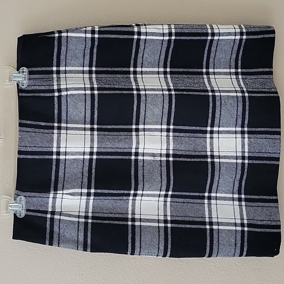 Talbots Womens Black White Fireplace Plaid A-Line Wool Blend Midi Skirt - Size 8 - Picture 3 of 7